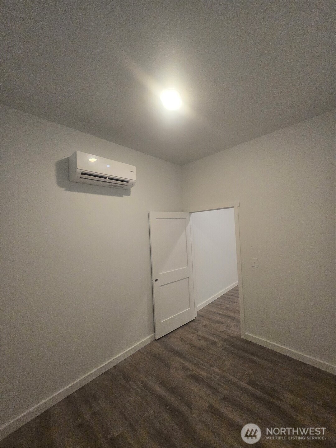 4332 University Way NE #A, Seattle, WA 98105