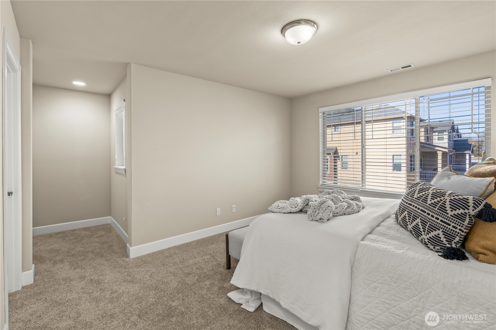 1532 145th Place SW #A, Lynnwood, WA 98087