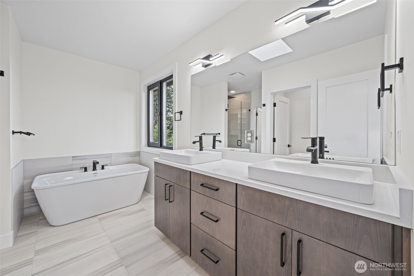 16050 SE 44TH Court , Bellevue, WA 98006