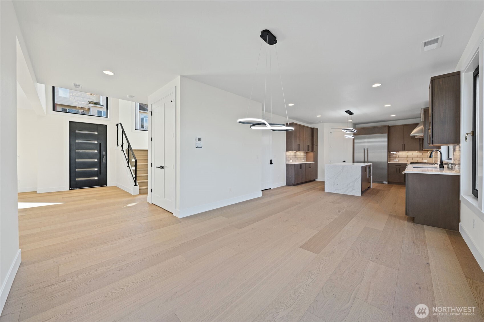 16050 SE 44TH Court , Bellevue, WA 98006