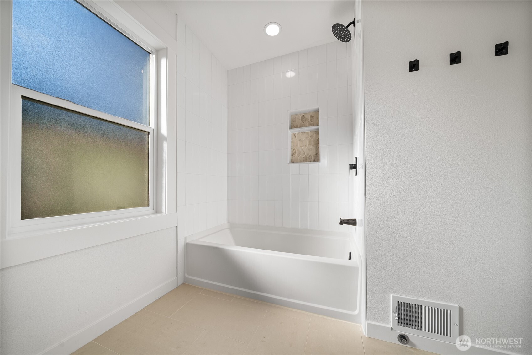 1308 19th Avenue , Longview, WA 98632