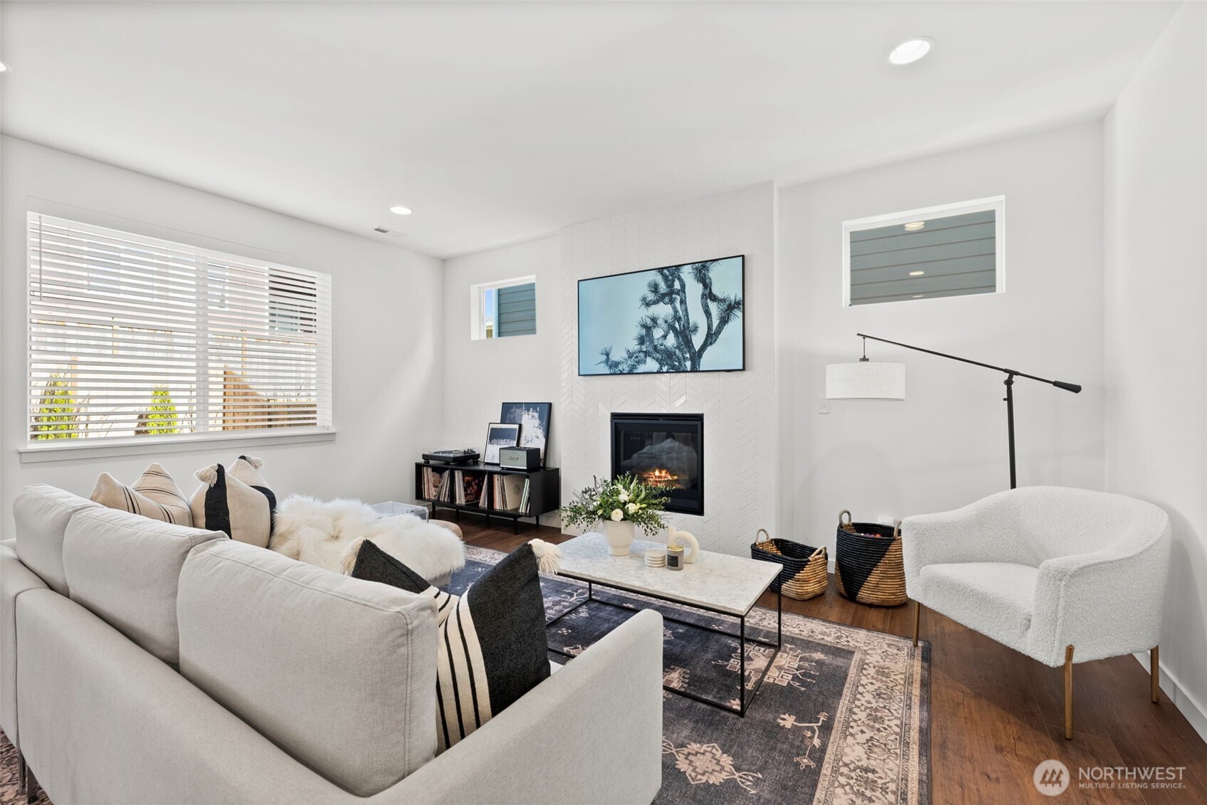 5168 Sinclair Way , Bremerton, WA 98312