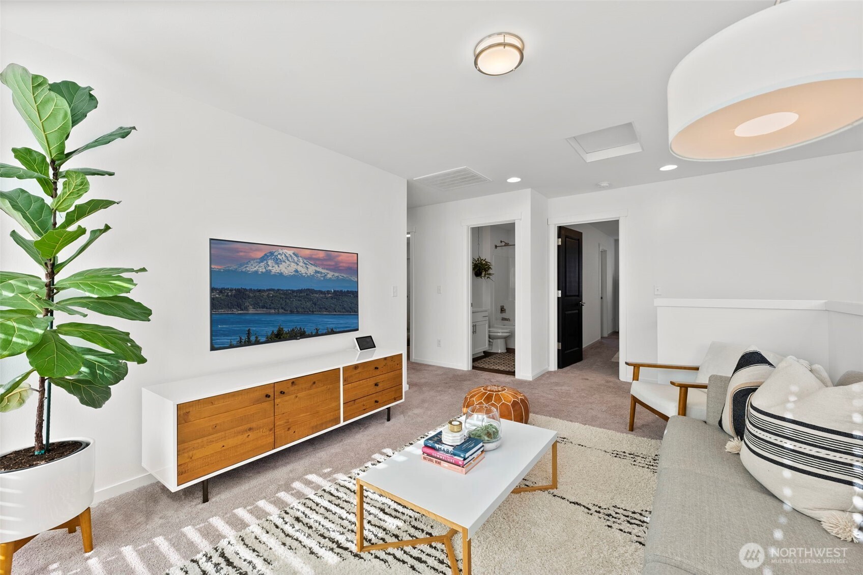 5168 Sinclair Way , Bremerton, WA 98312