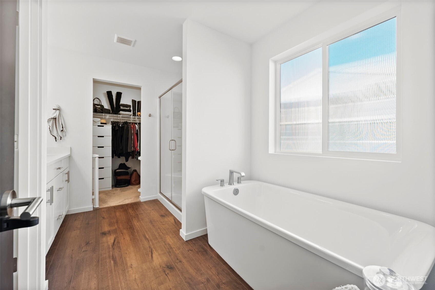 5168 Sinclair Way , Bremerton, WA 98312