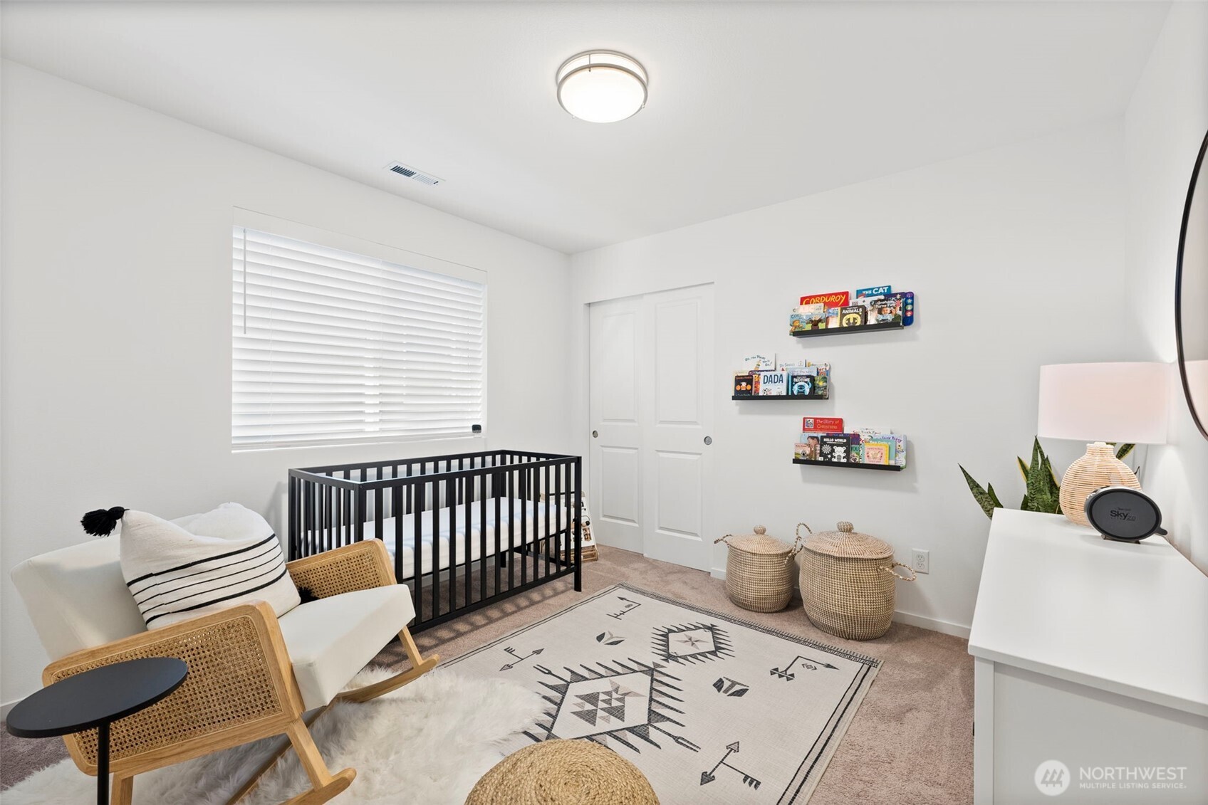 5168 Sinclair Way , Bremerton, WA 98312