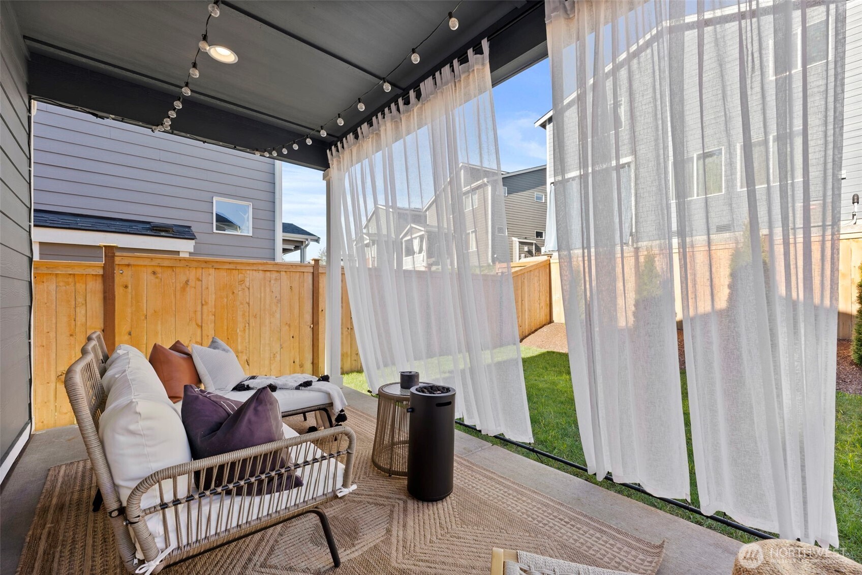 5168 Sinclair Way , Bremerton, WA 98312