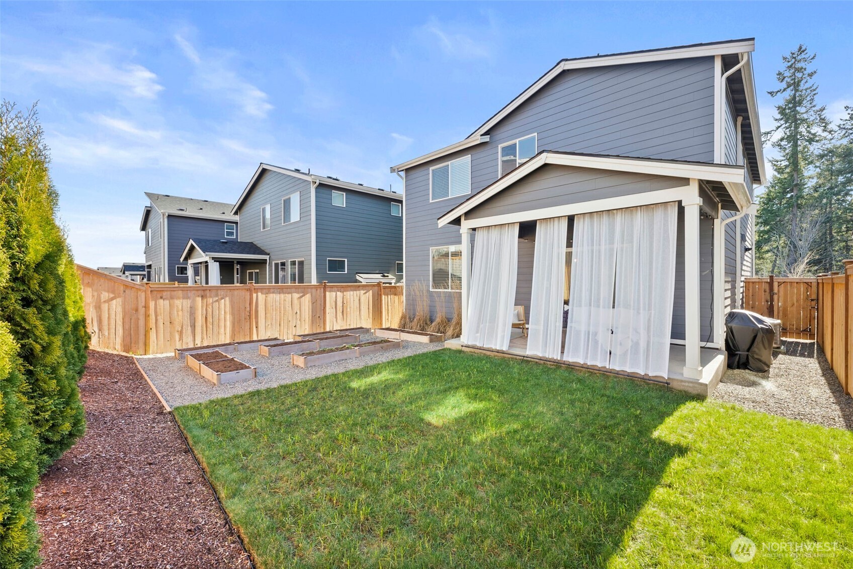 5168 Sinclair Way , Bremerton, WA 98312