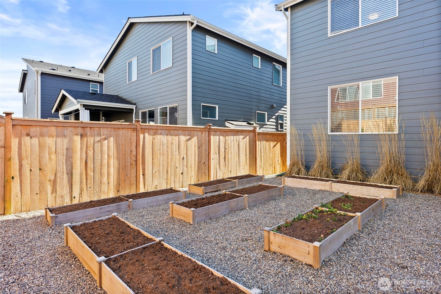 5168 Sinclair Way , Bremerton, WA 98312