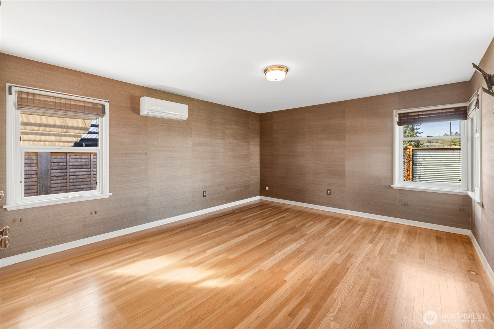 520 S Golf Course Road , Port Angeles, WA 98362