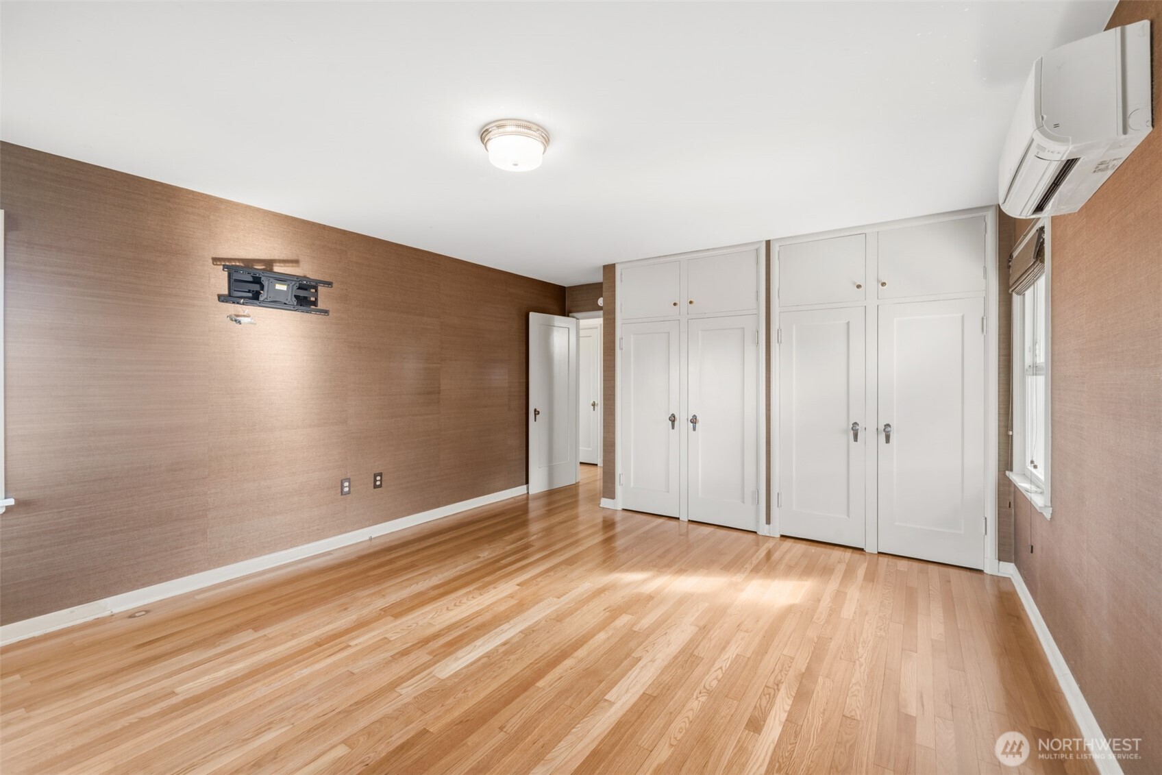 520 S Golf Course Road , Port Angeles, WA 98362