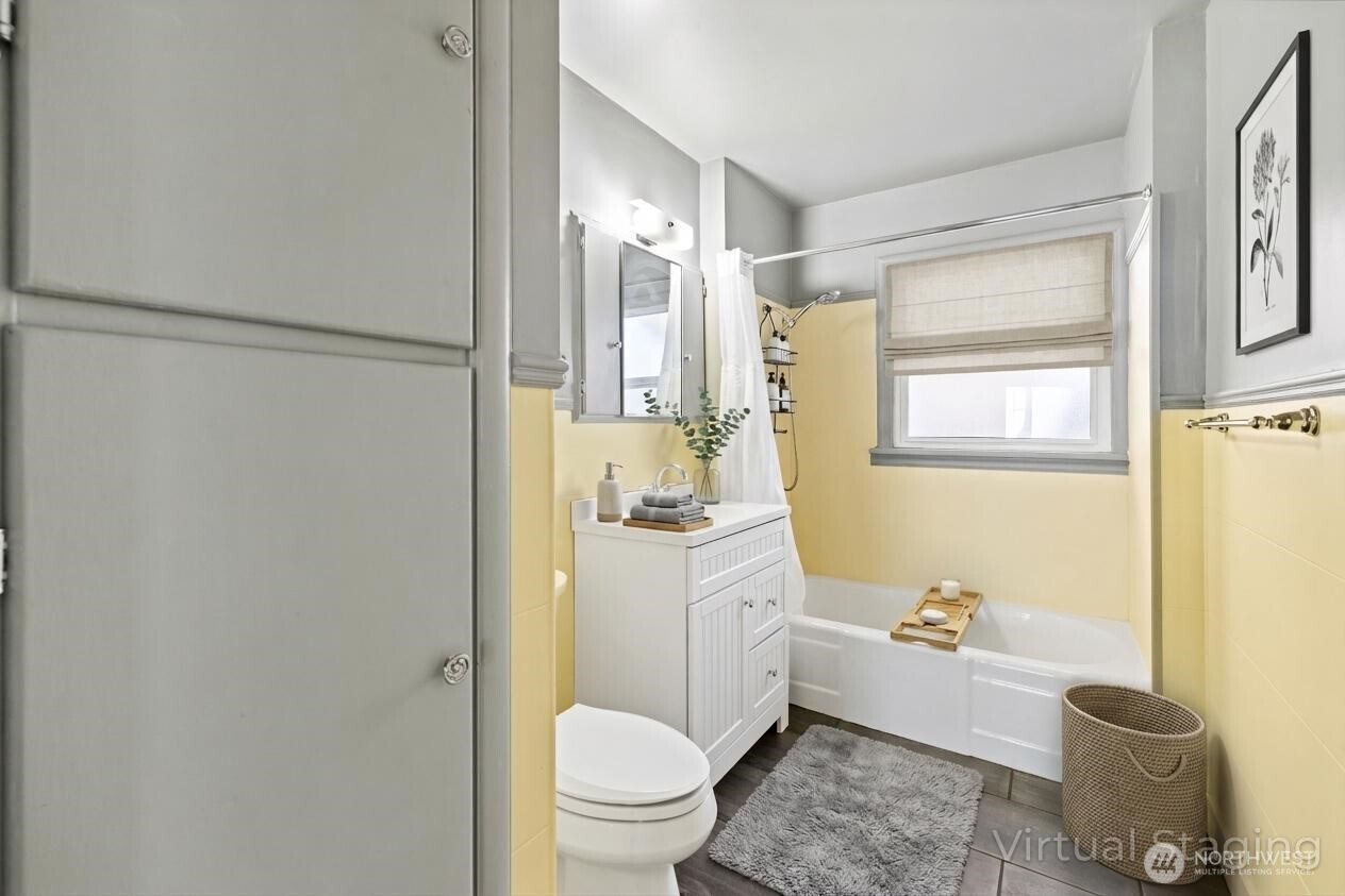 520 S Golf Course Road , Port Angeles, WA 98362