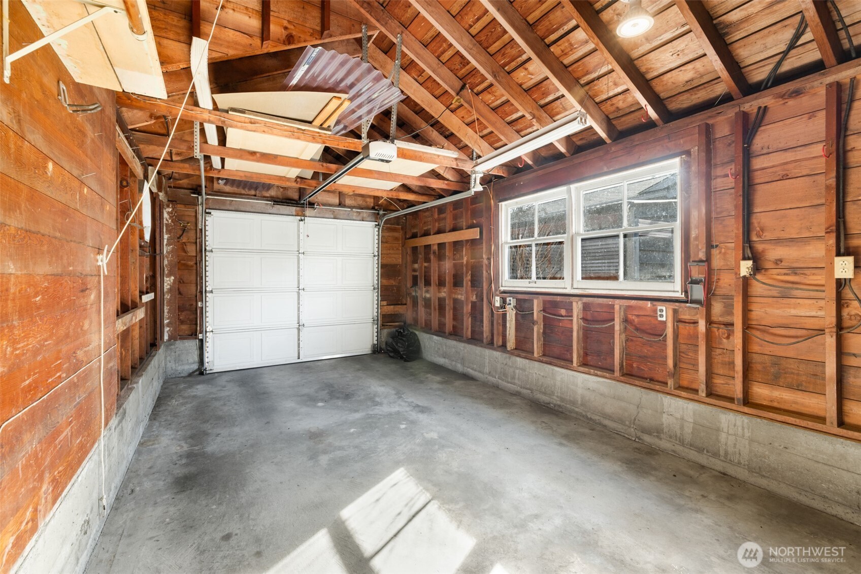 520 S Golf Course Road , Port Angeles, WA 98362