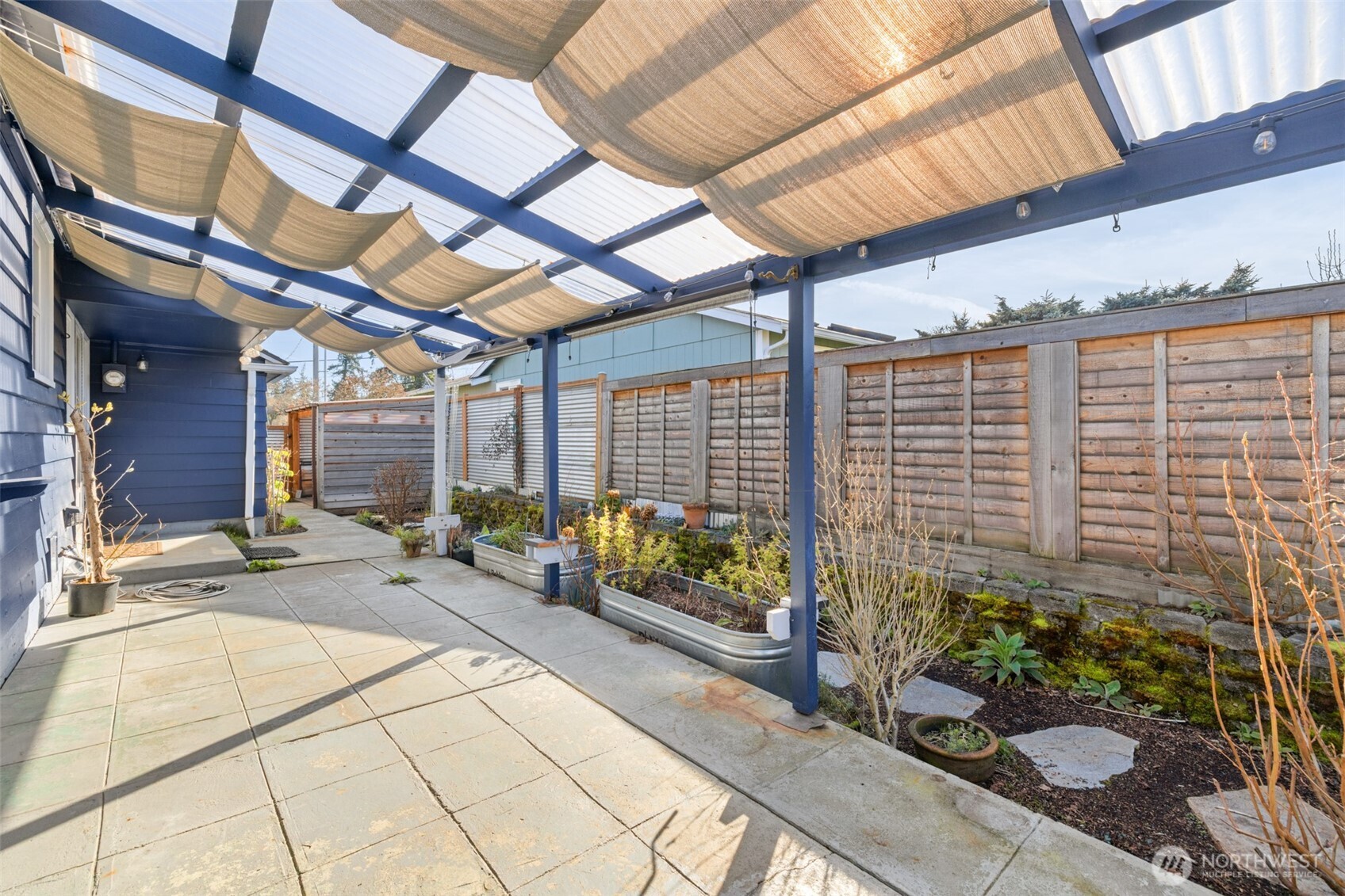 520 S Golf Course Road , Port Angeles, WA 98362