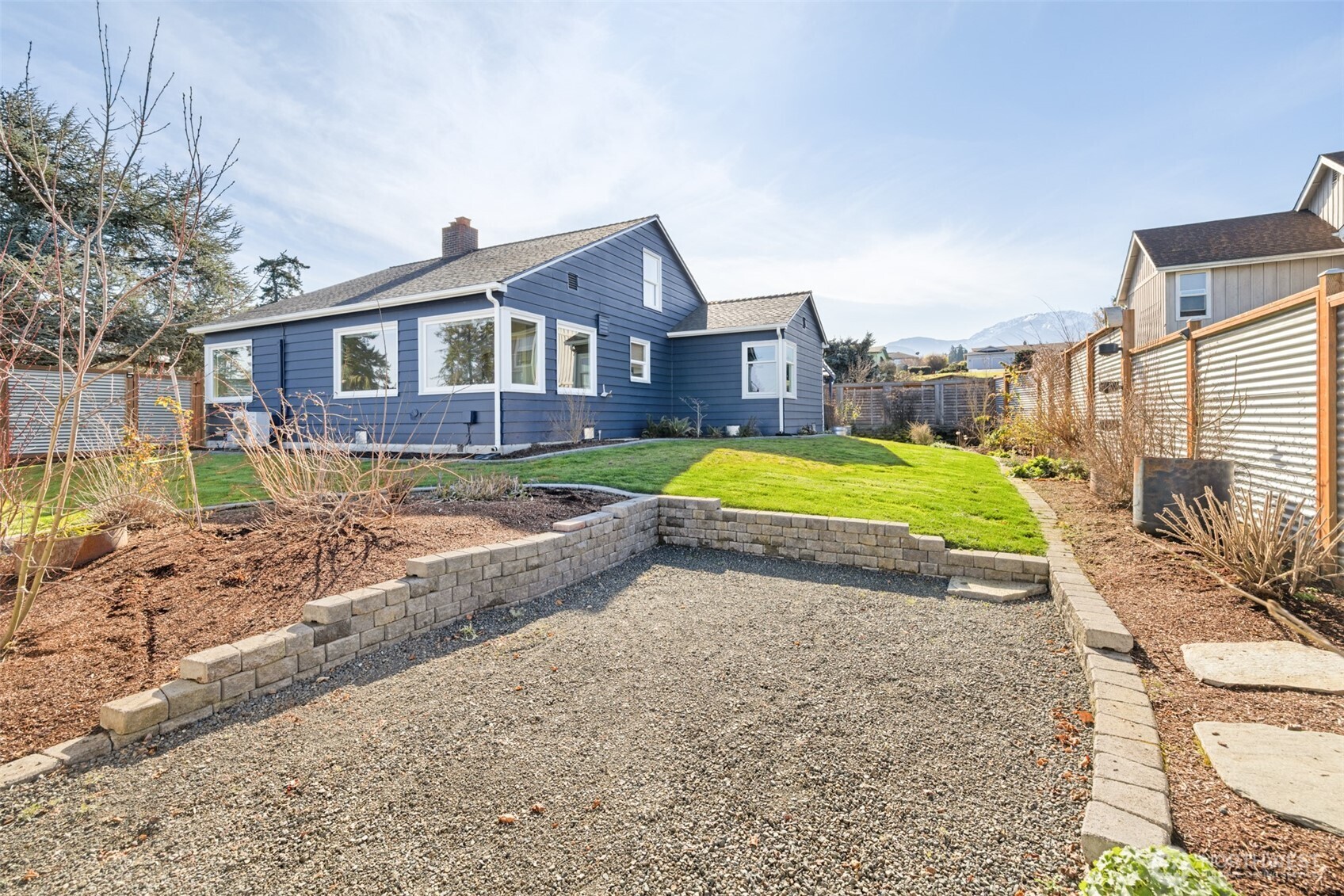 520 S Golf Course Road , Port Angeles, WA 98362