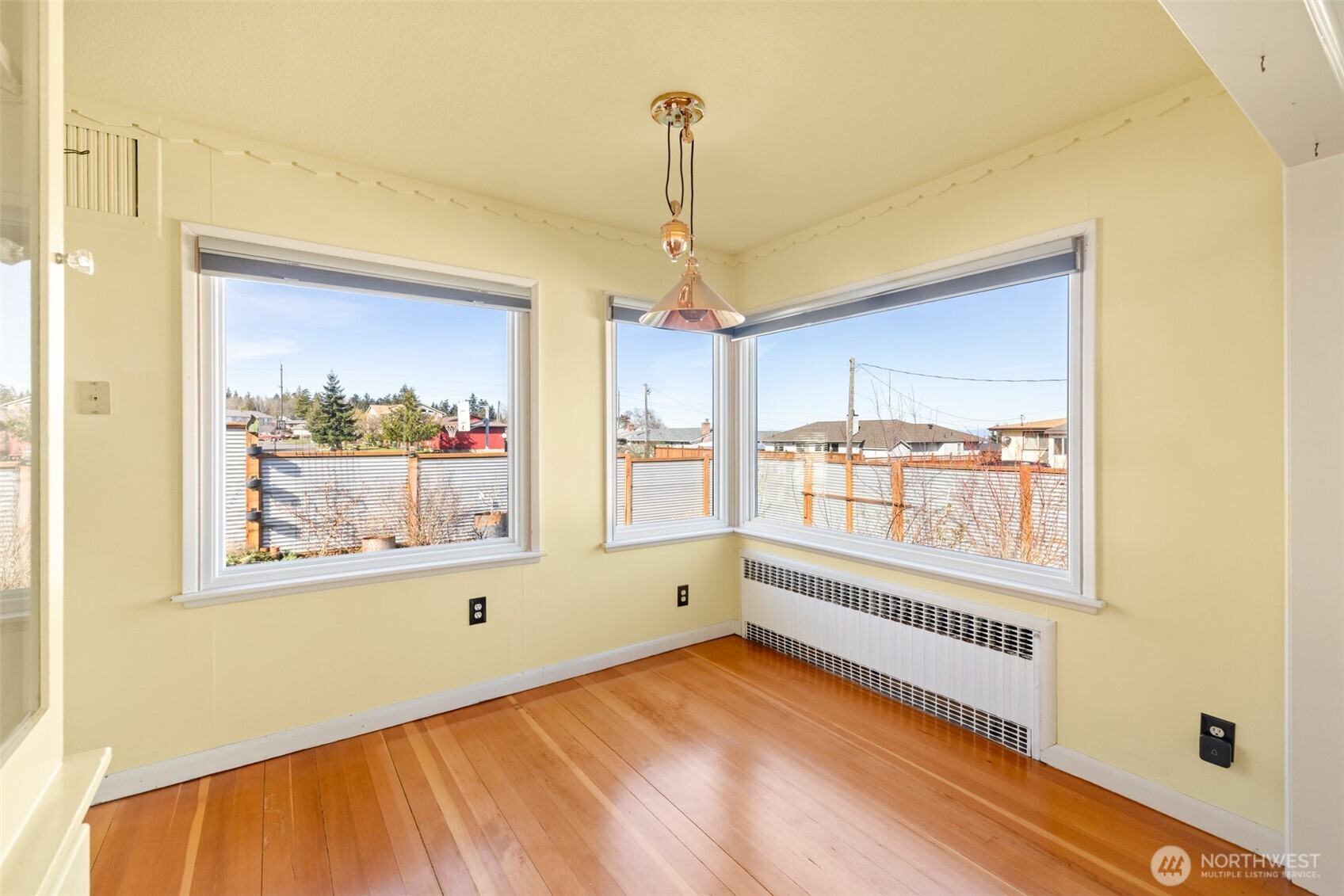 520 S Golf Course Road , Port Angeles, WA 98362