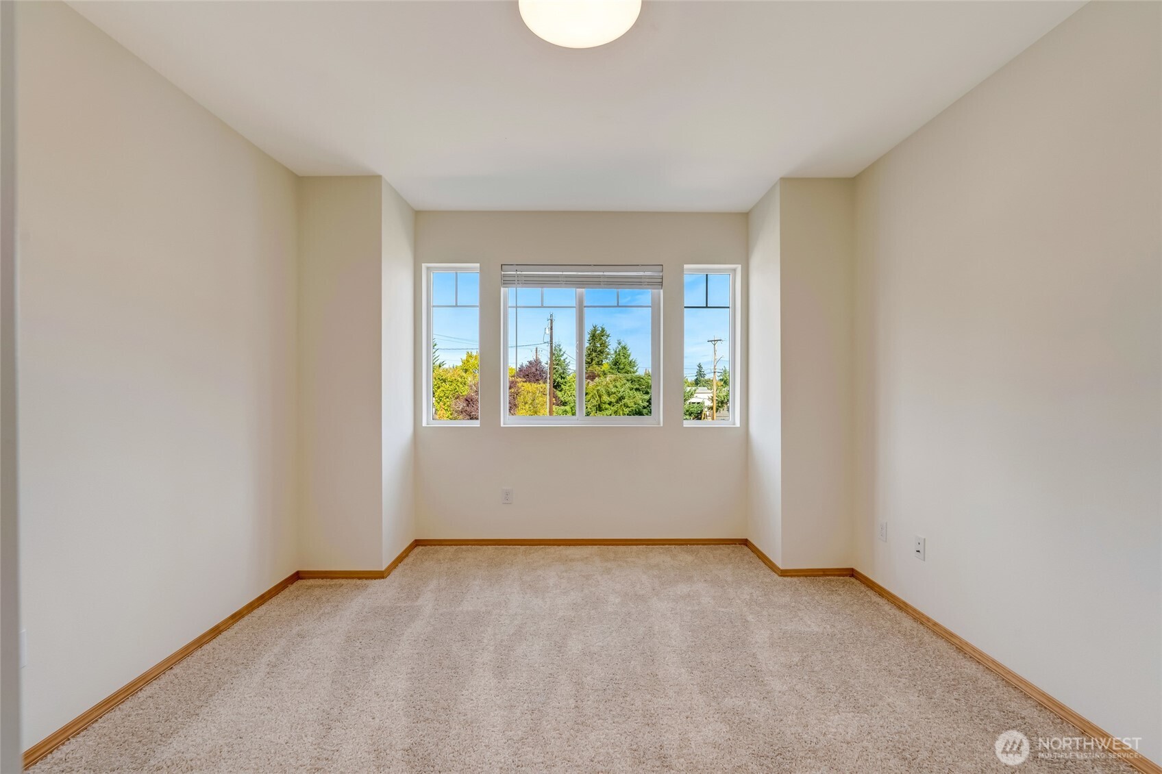 3910 132nd Street SW #F, Lynnwood, WA 98087