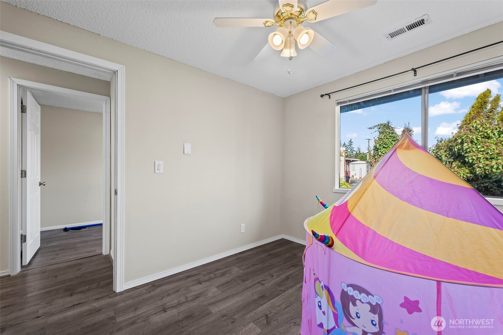 17303 Spanaway Loop Road S #18, Spanaway, WA 98387