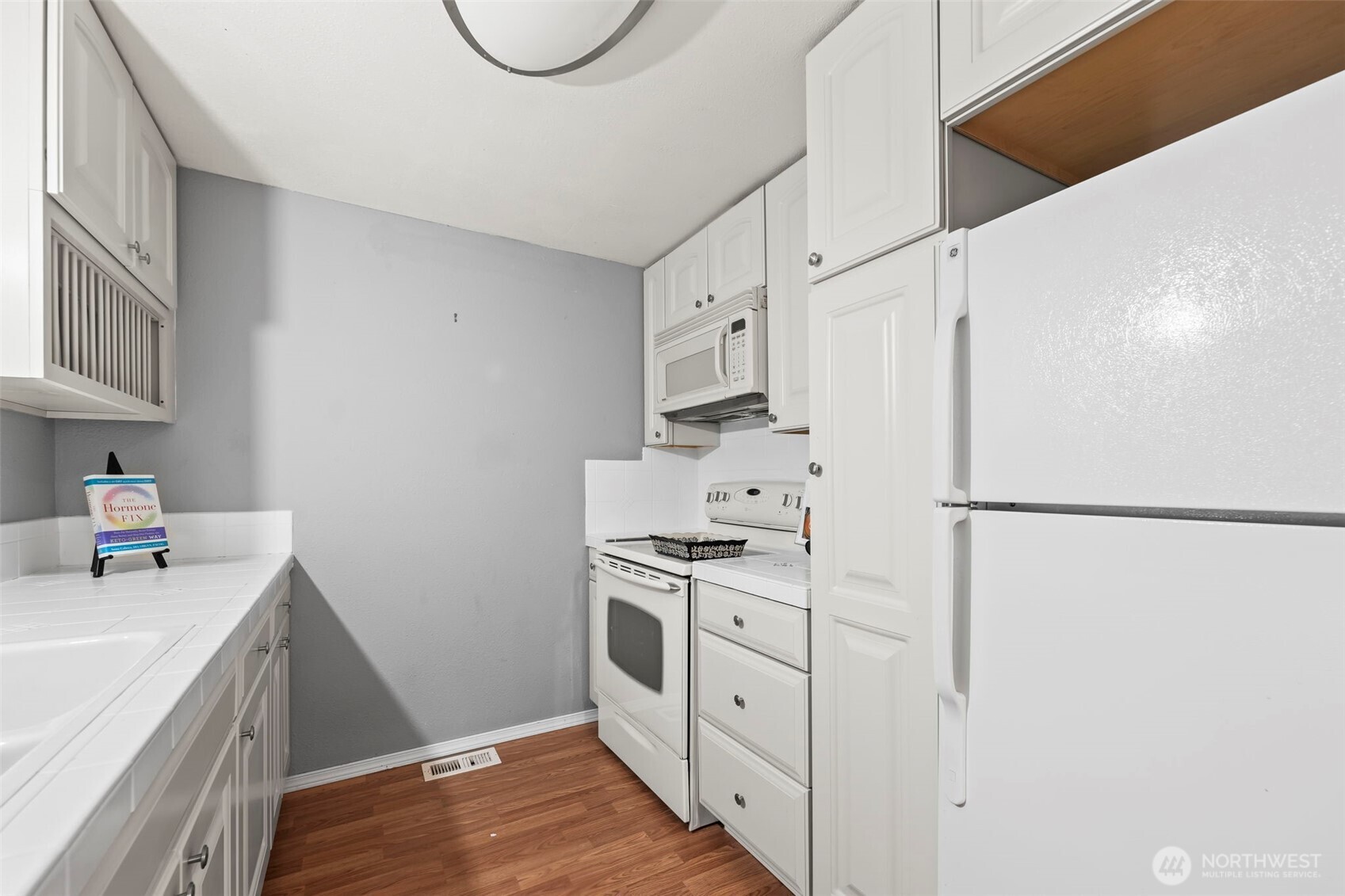 17303 Spanaway Loop Road S #18, Spanaway, WA 98387