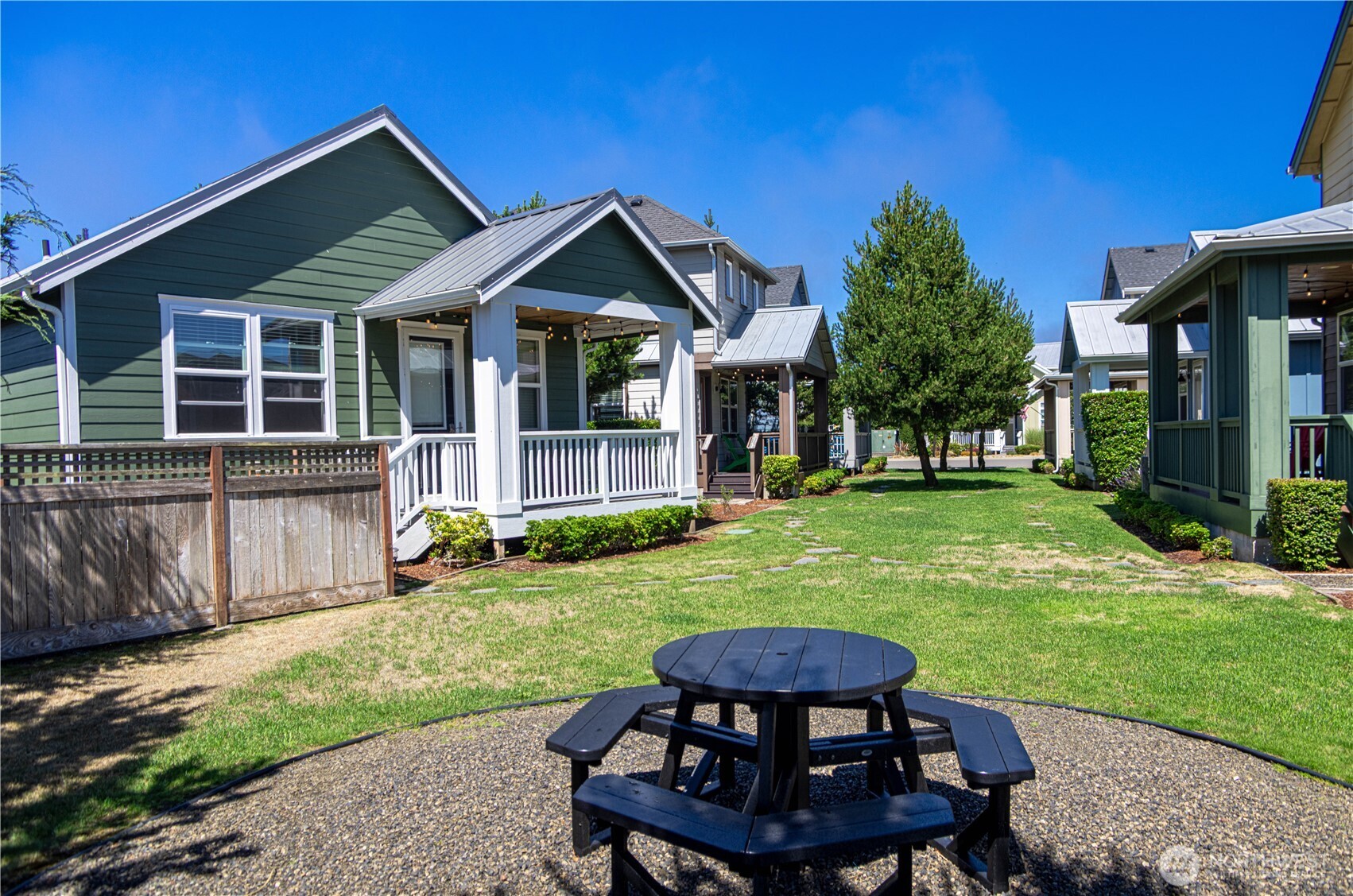 424 Vine Maple Lane SW, Ocean Shores, WA 98569