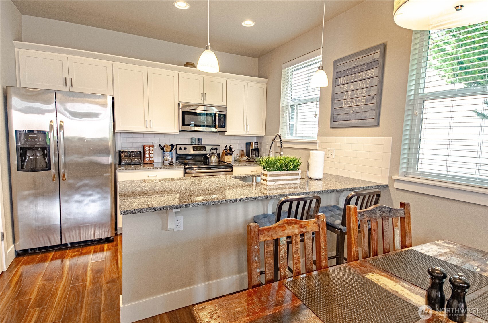 424 Vine Maple Lane SW, Ocean Shores, WA 98569