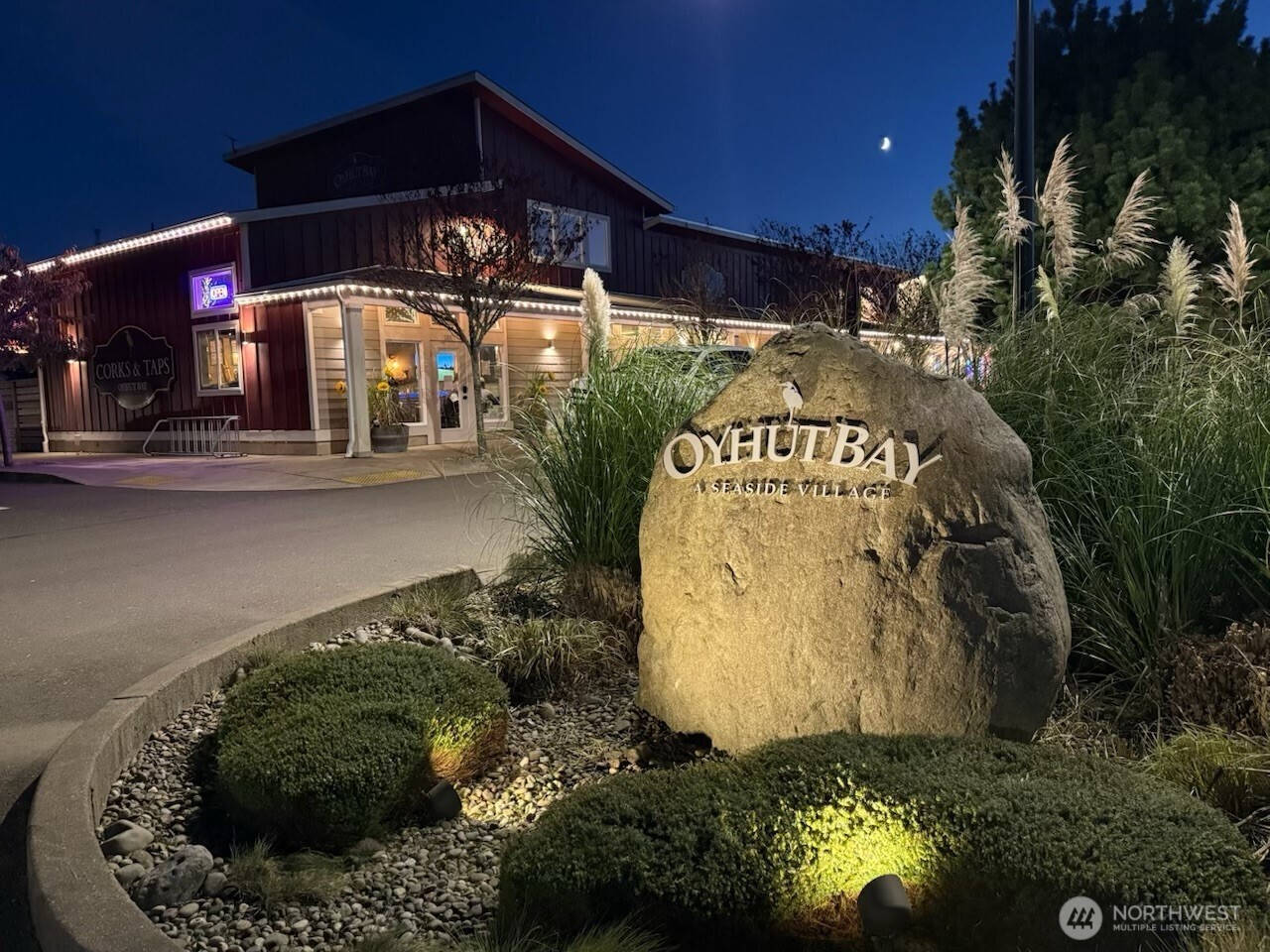 424 Vine Maple Lane SW, Ocean Shores, WA 98569