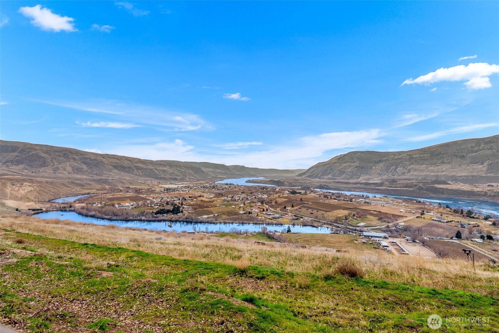 1220 S Webb Place , East Wenatchee, WA 98802