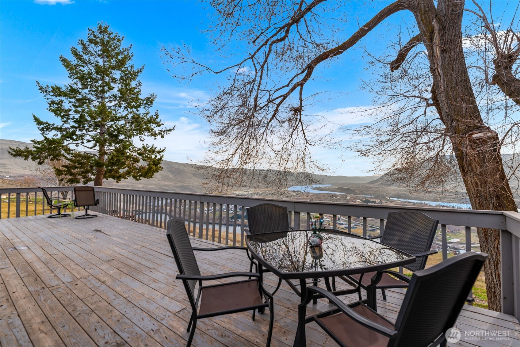 1220 S Webb Place , East Wenatchee, WA 98802