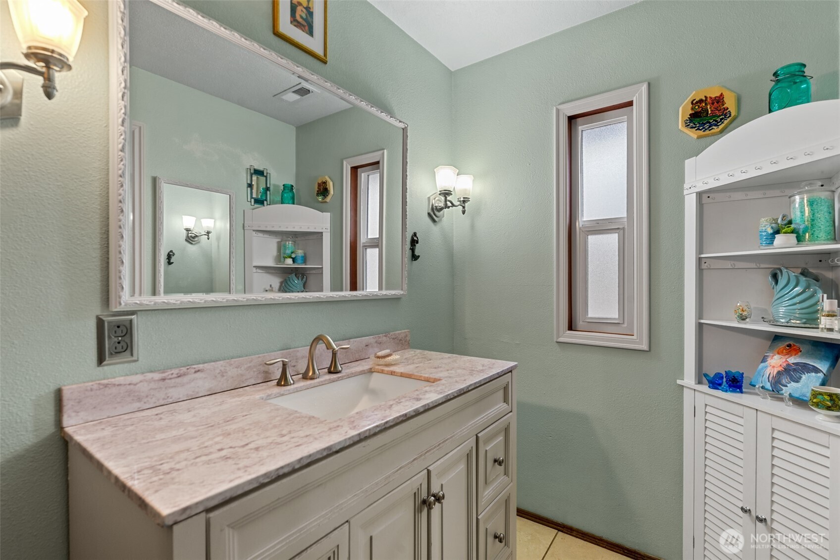 1220 S Webb Place , East Wenatchee, WA 98802