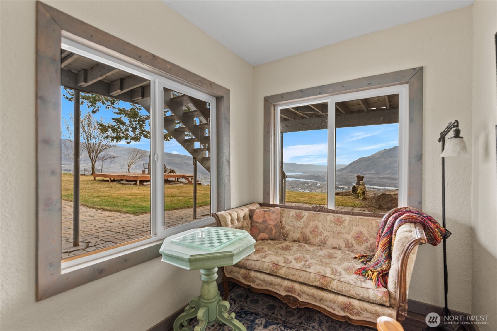 1220 S Webb Place , East Wenatchee, WA 98802