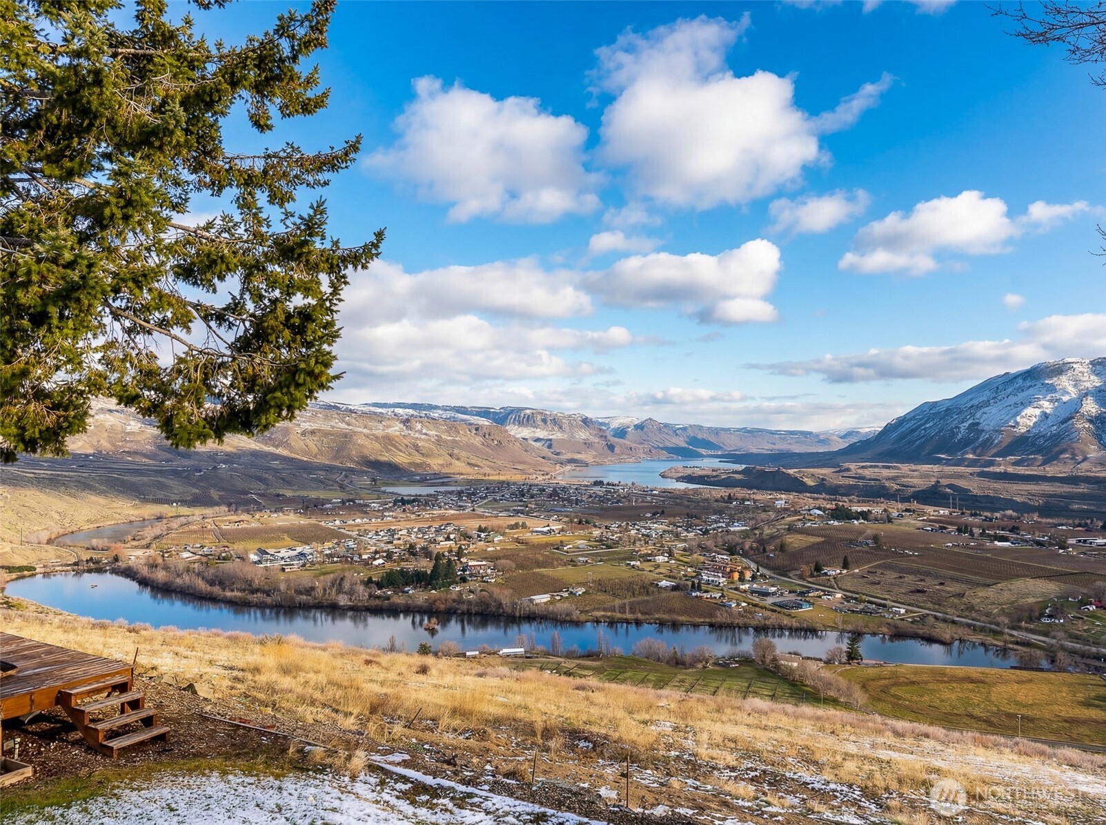 1220 S Webb Place , East Wenatchee, WA 98802