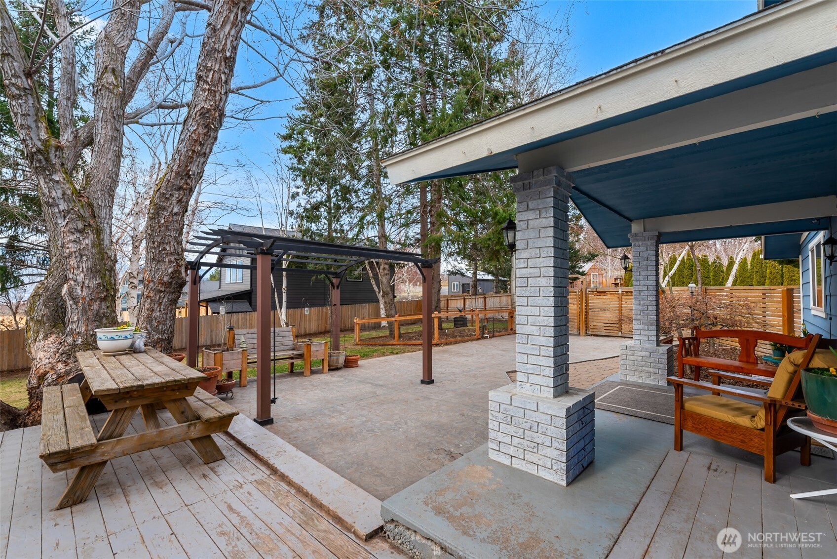 1220 S Webb Place , East Wenatchee, WA 98802