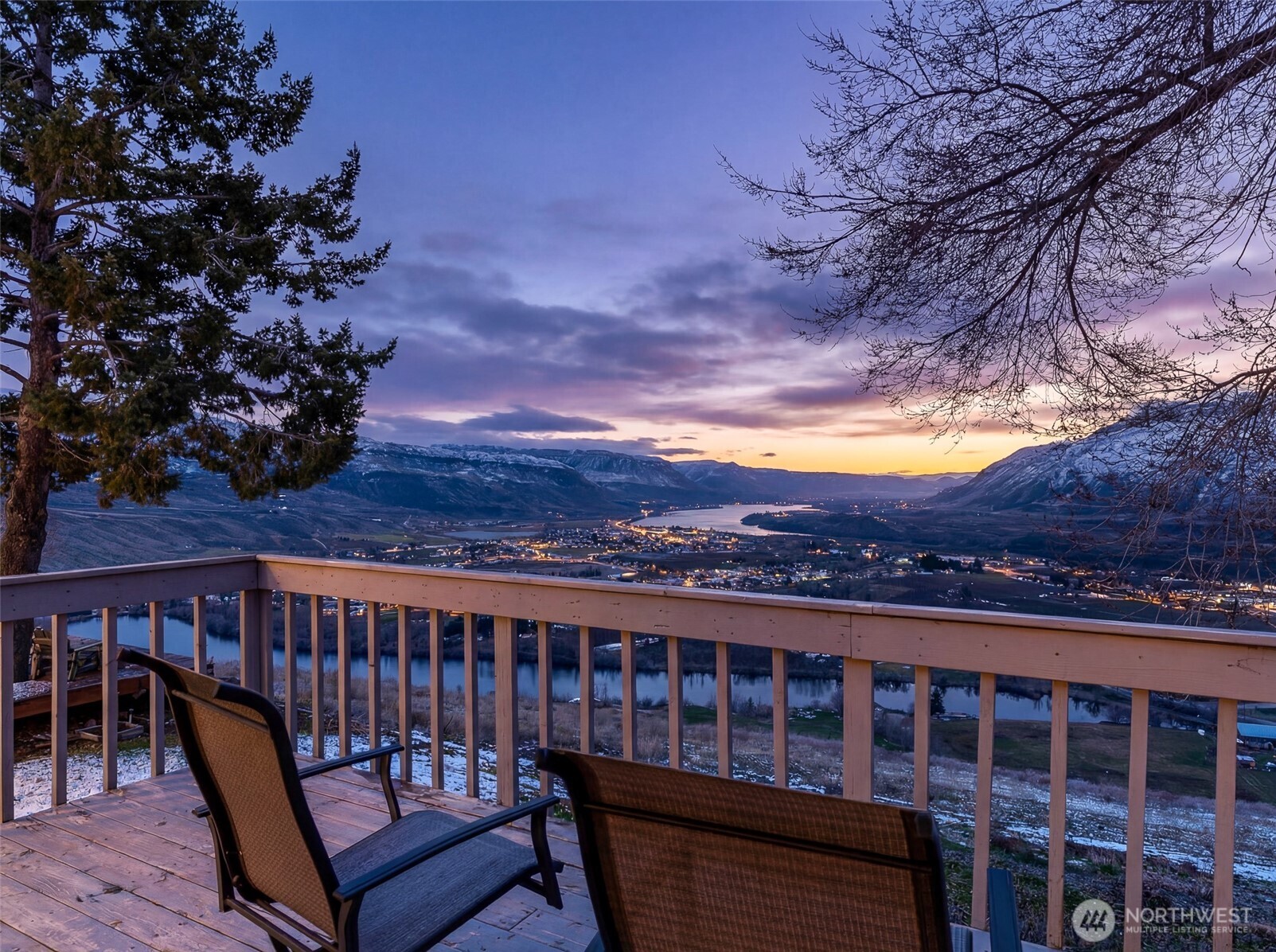 1220 S Webb Place , East Wenatchee, WA 98802