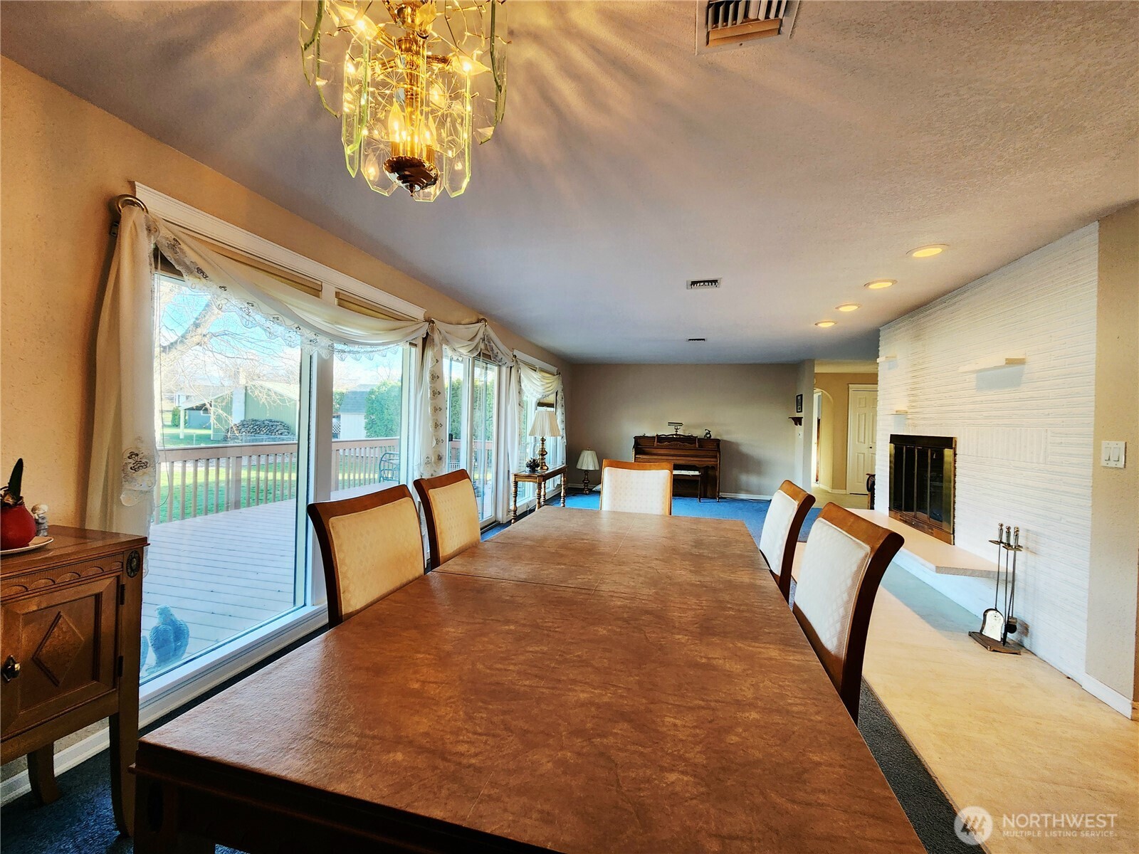 114 NE Cedar Avenue , College Place, WA 99324