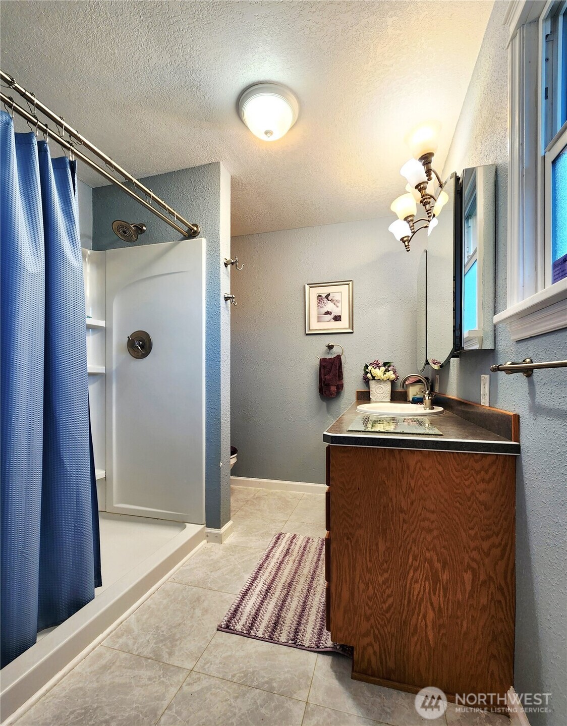 114 NE Cedar Avenue , College Place, WA 99324