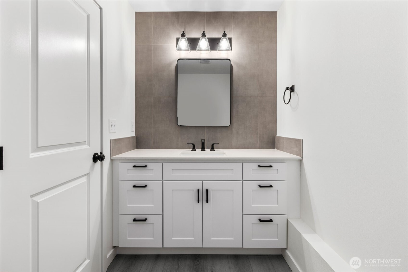 825 SE torrey Street , Olympia, WA 98507-0028