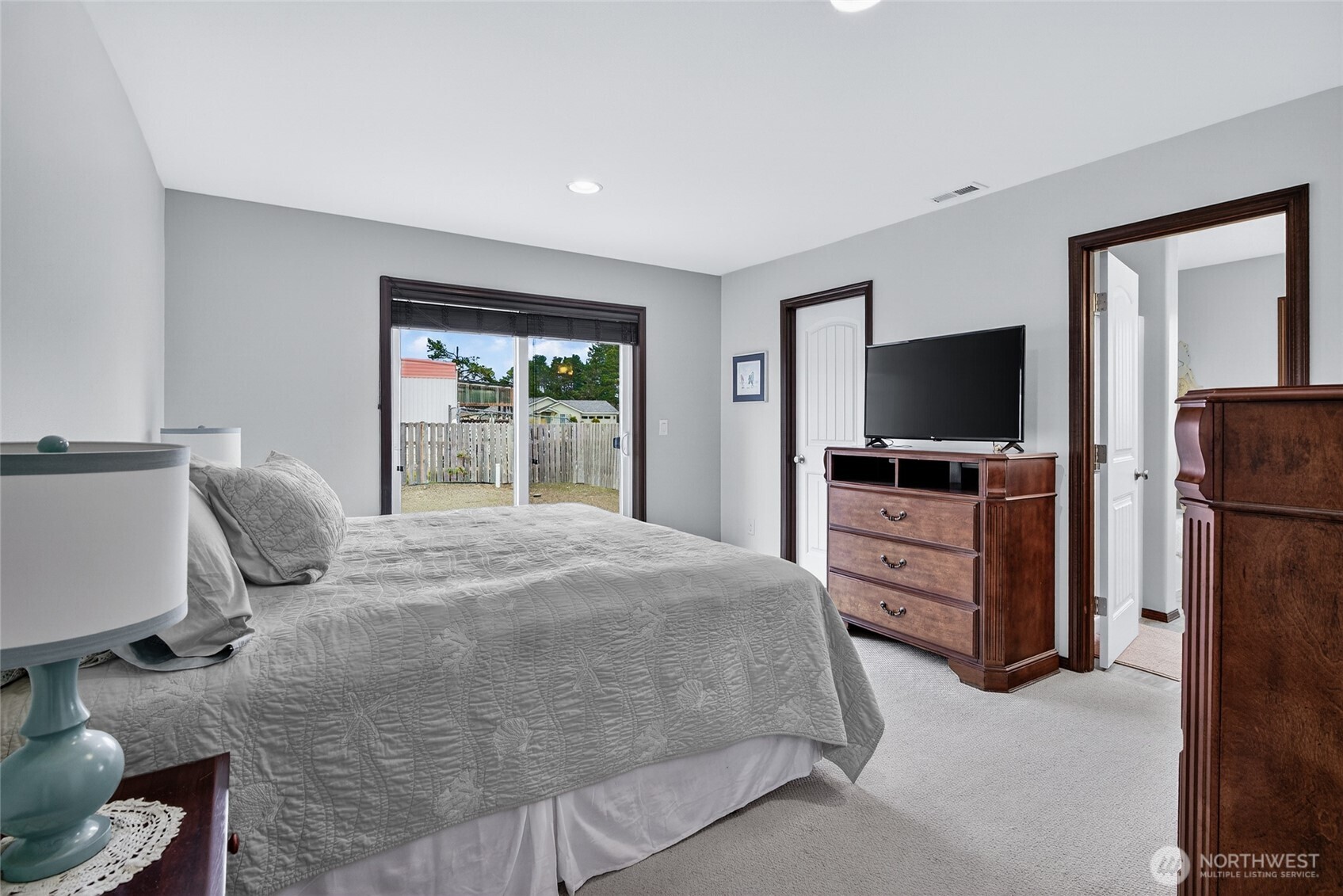 1215 195th Street , Long Beach, WA 98631