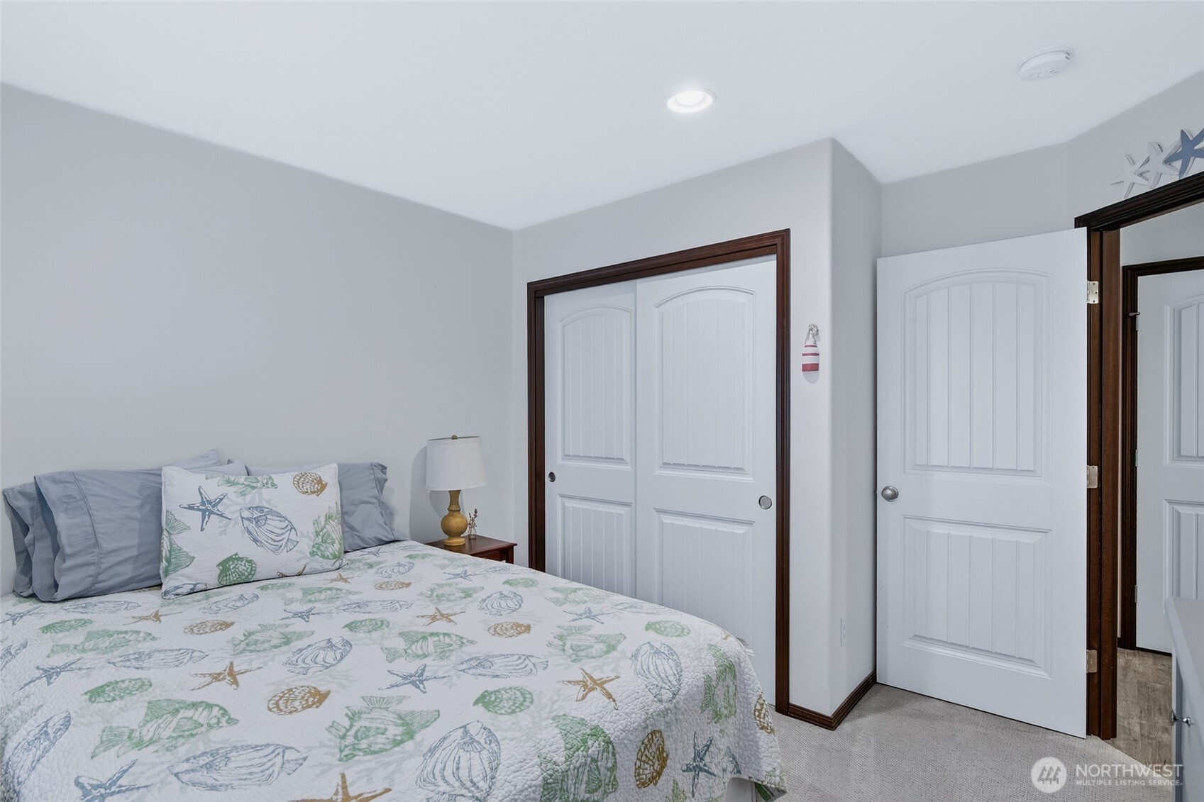 1215 195th Street , Long Beach, WA 98631