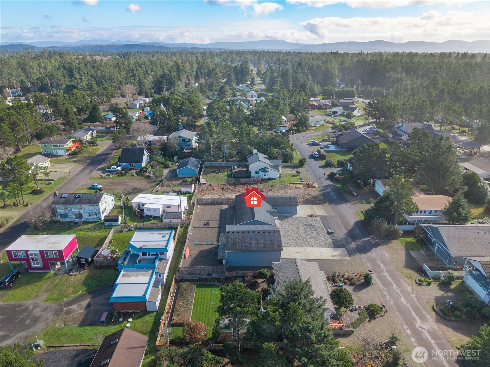 1215 195th Street , Long Beach, WA 98631