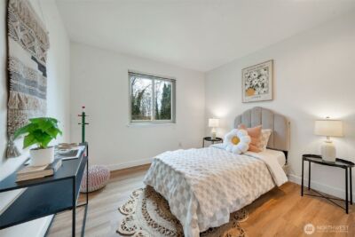 953 Field Avenue NE, Renton, WA 98059-4656 - Photo 16