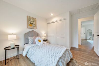 953 Field Avenue NE, Renton, WA 98059-4656 - Photo 17