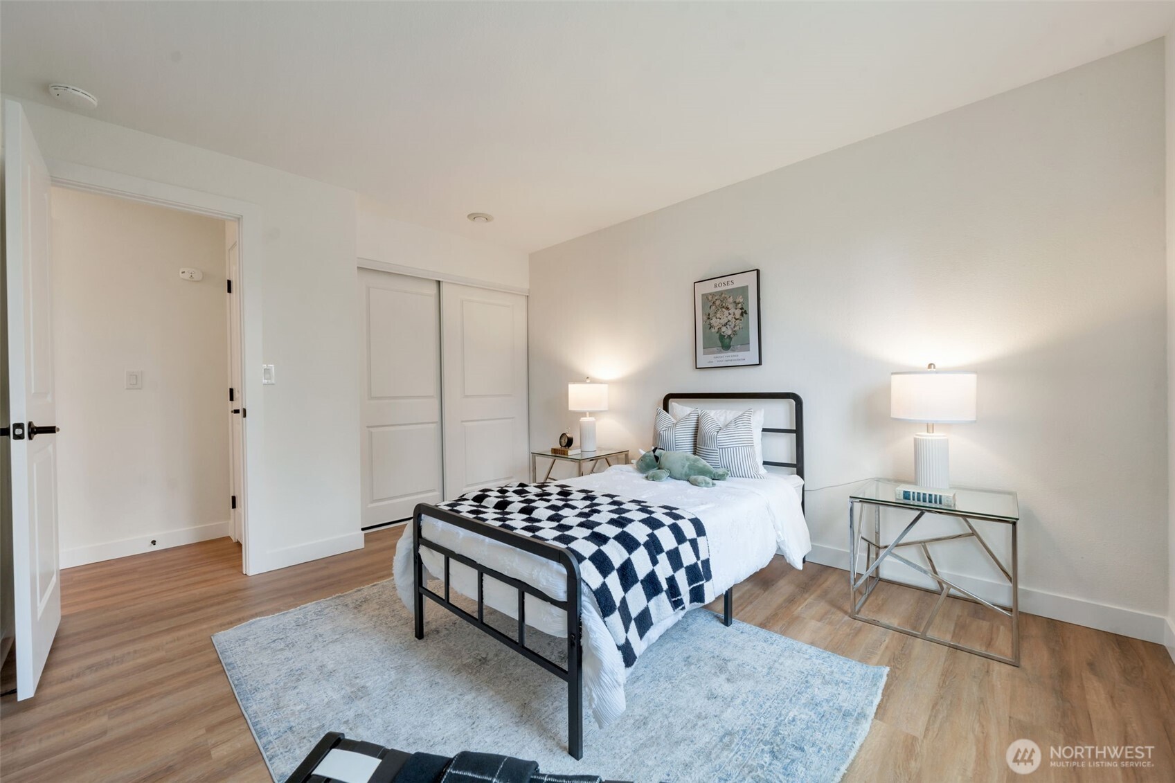 953 Field Avenue NE, Renton, WA 98059-4656