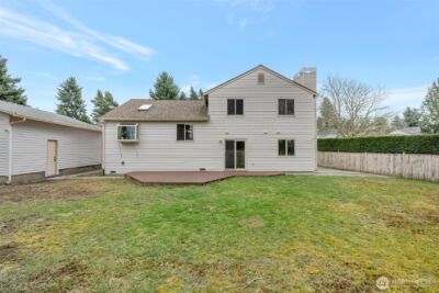 953 Field Avenue NE, Renton, WA 98059-4656 - Photo 24