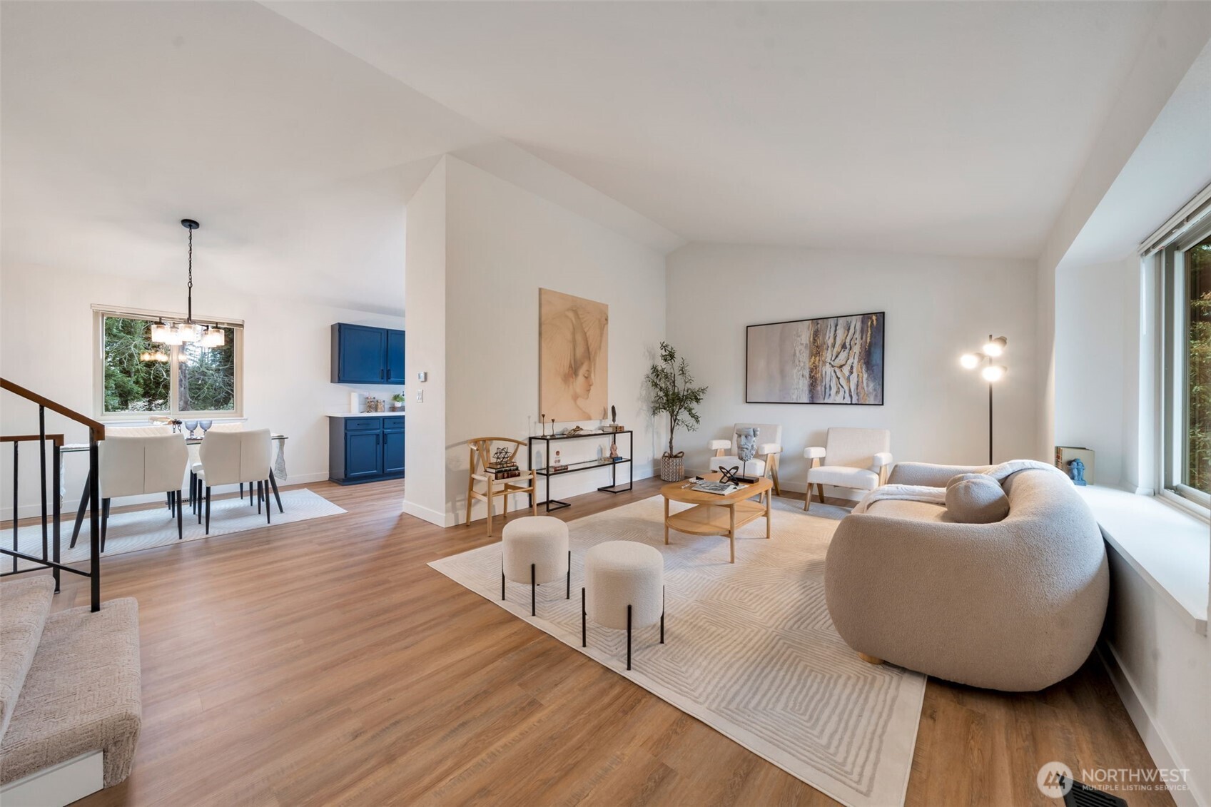 953 Field Avenue NE, Renton, WA 98059-4656