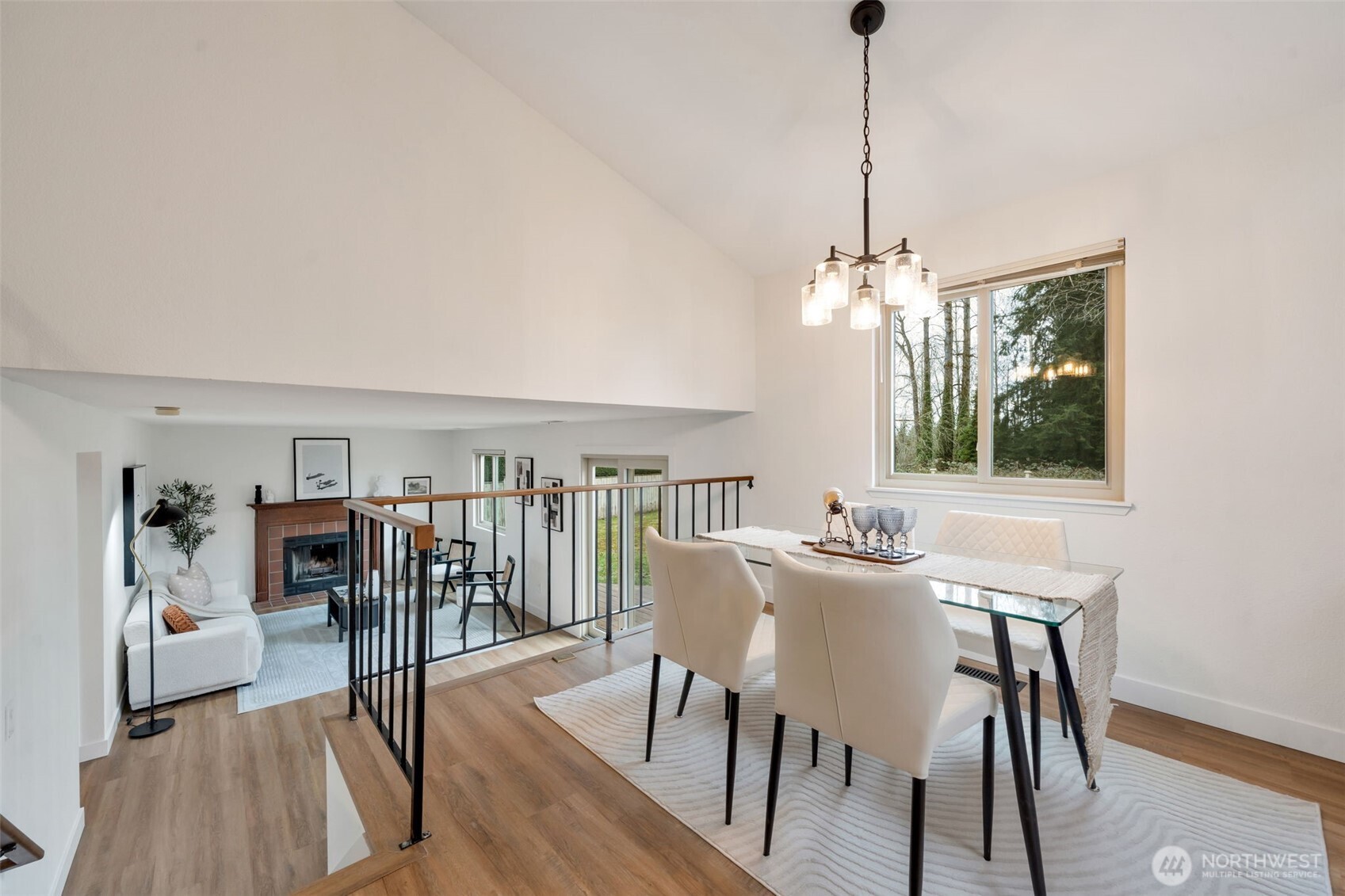 953 Field Avenue NE, Renton, WA 98059-4656