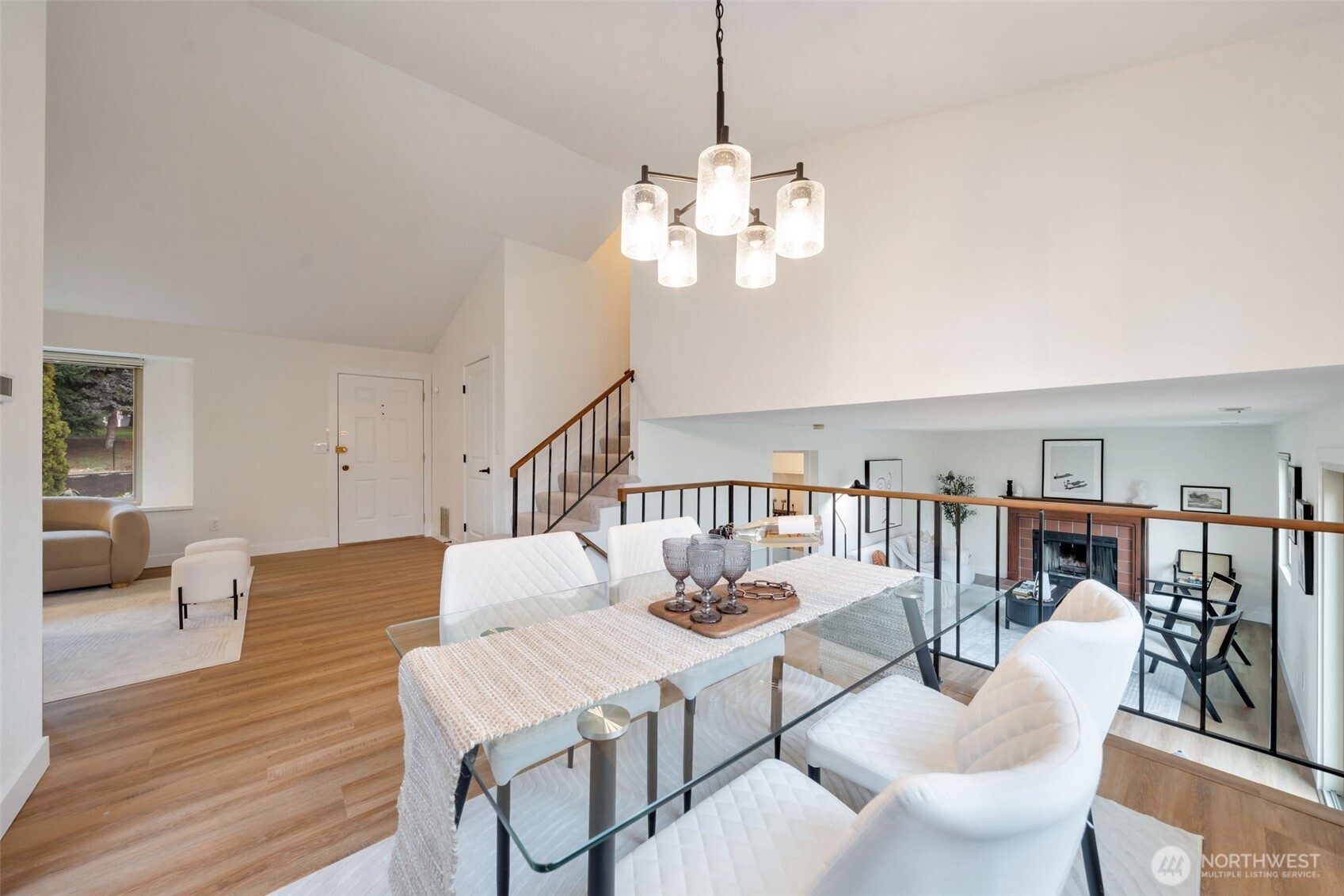 953 Field Avenue NE, Renton, WA 98059-4656