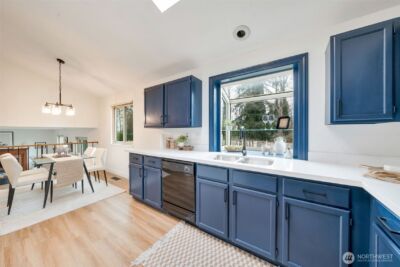 953 Field Avenue NE, Renton, WA 98059-4656 - Photo 10