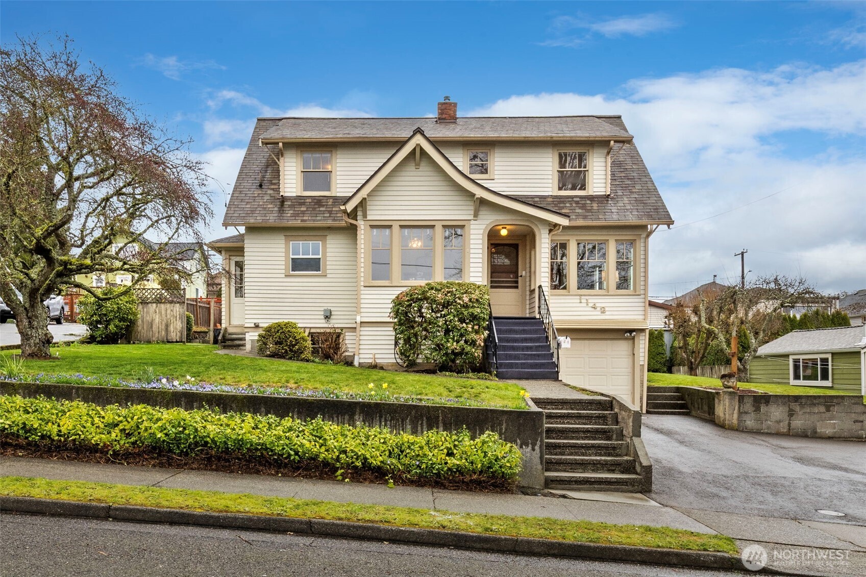 1142 Scott Avenue , Bremerton, WA 98310