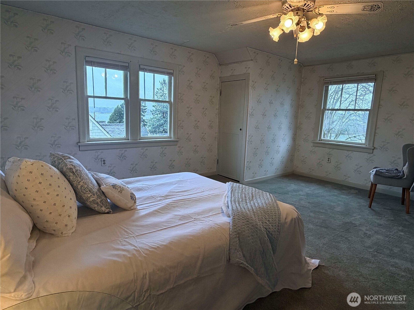 1142 Scott Avenue , Bremerton, WA 98310