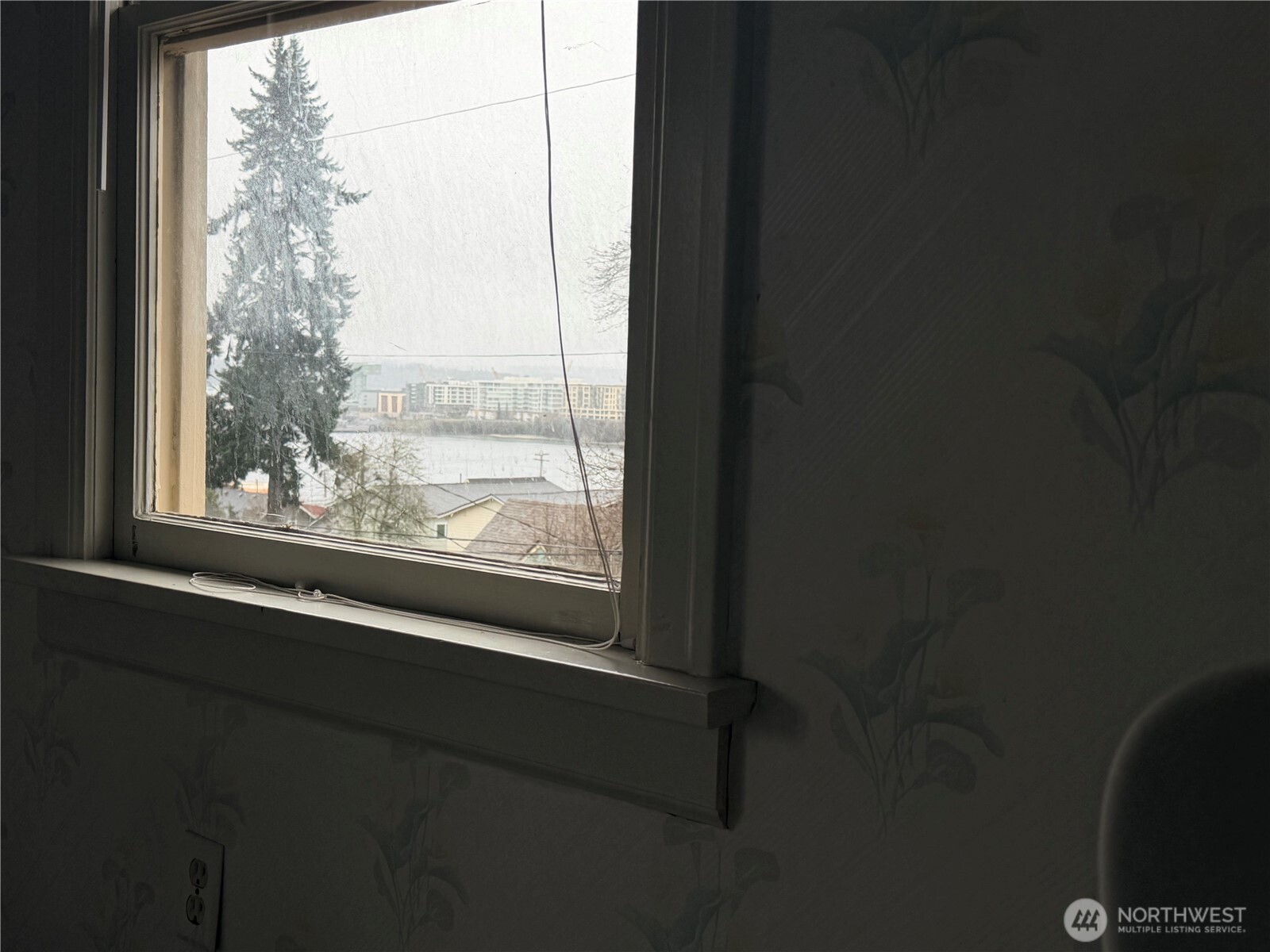 1142 Scott Avenue , Bremerton, WA 98310