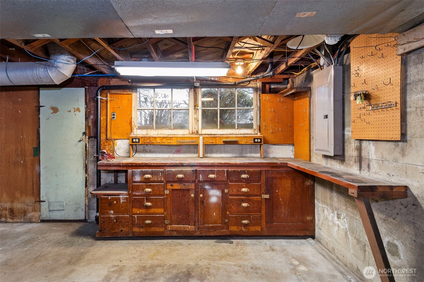 1142 Scott Avenue , Bremerton, WA 98310